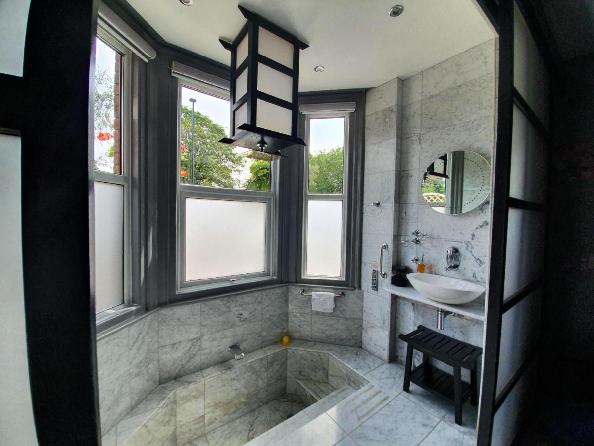 Tower Guest House Йорк Екстериор снимка