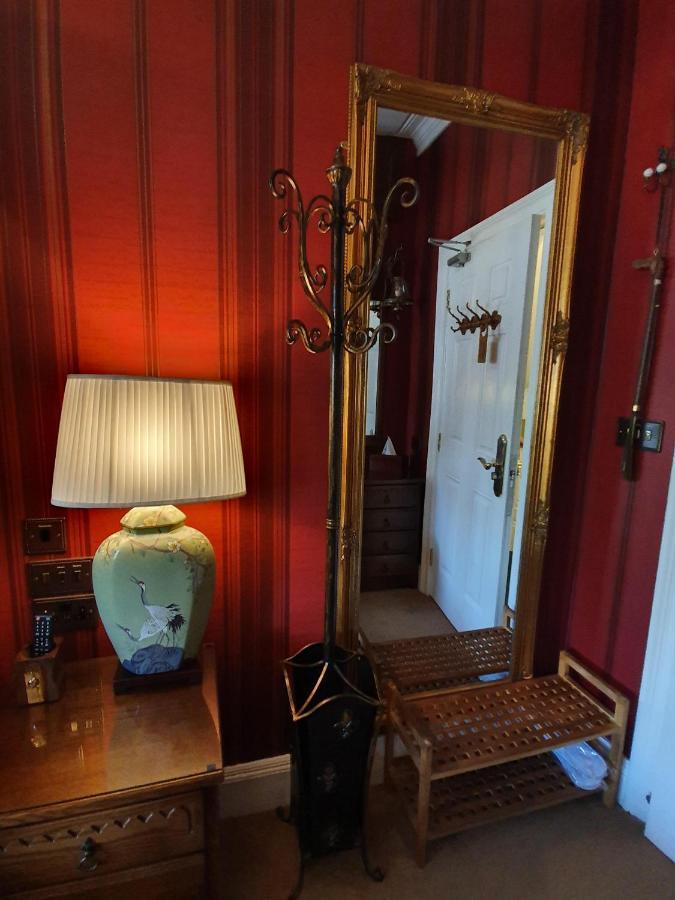 Tower Guest House Йорк Екстериор снимка