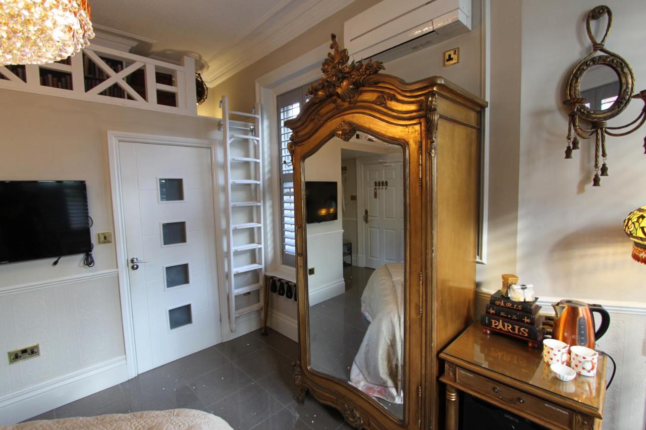 Tower Guest House Йорк Екстериор снимка
