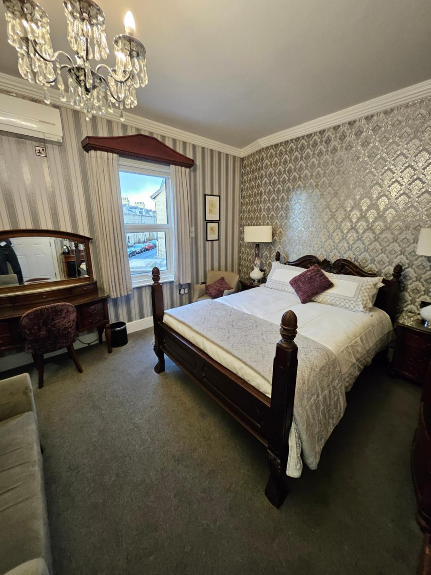 Tower Guest House Йорк Екстериор снимка