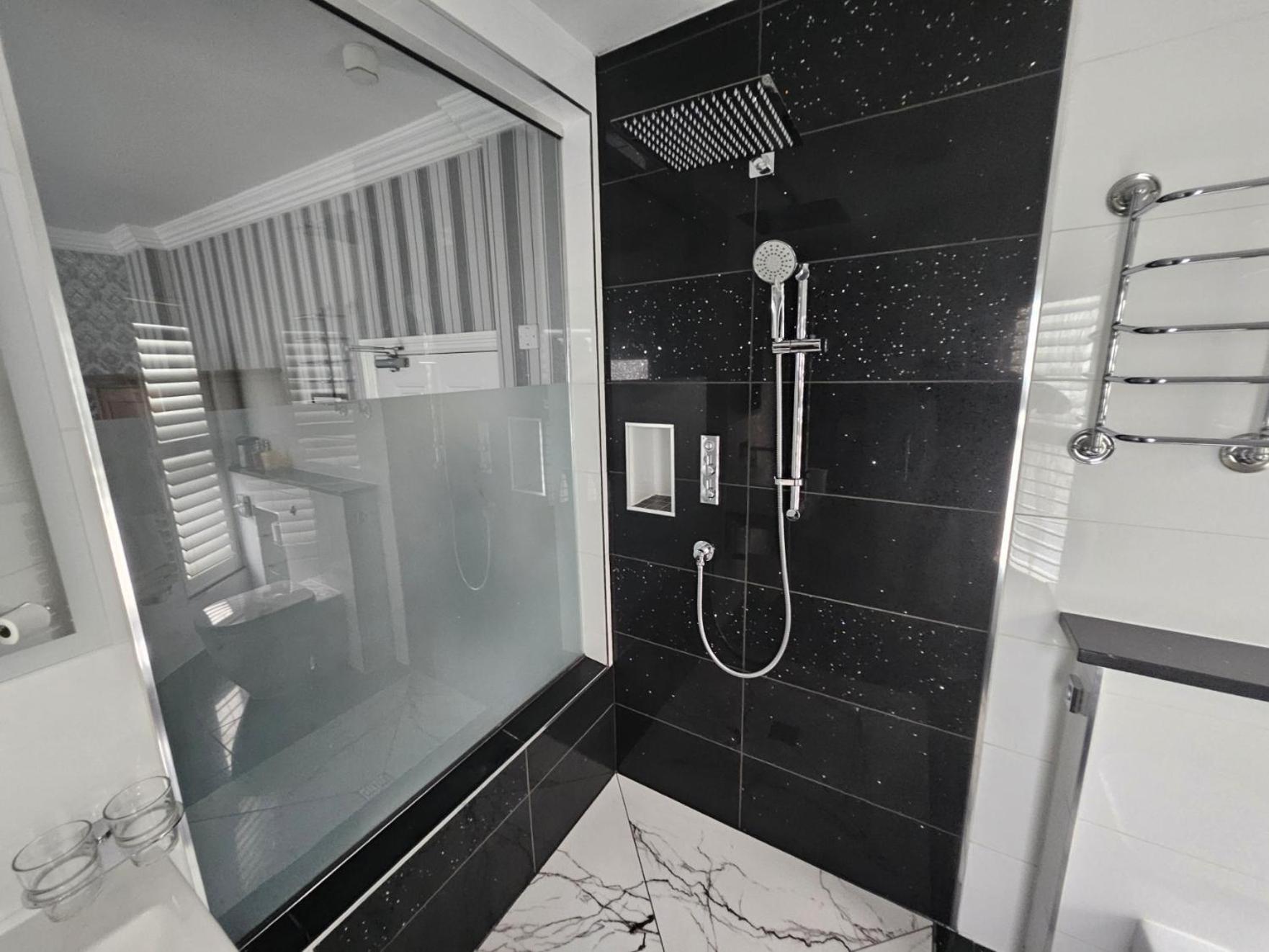 Tower Guest House Йорк Екстериор снимка